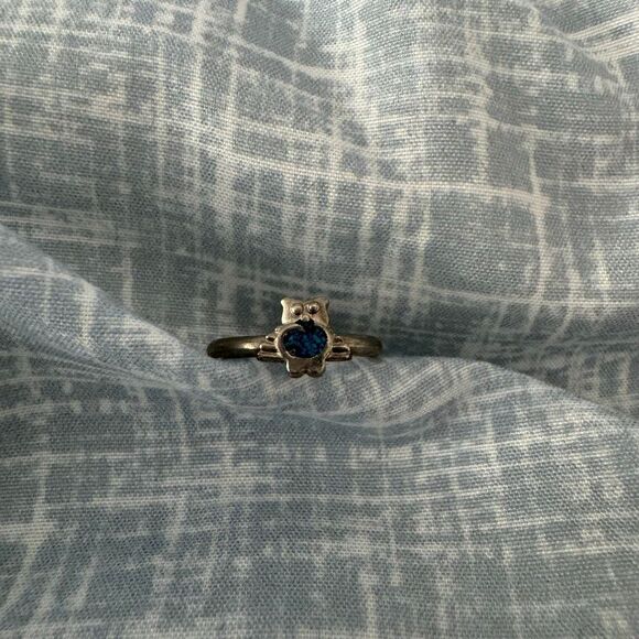 Vintage Silver & Turquoise Owl Pinky Ring Size 4 - Picture 1 of 3
